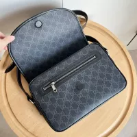$85.00 USD Gucci AAA Quality Messenger Bags For Unisex #1271360