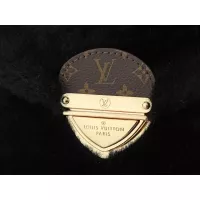 $64.00 USD Louis Vuitton AAA Quality Messenger Bags For Women #1272866