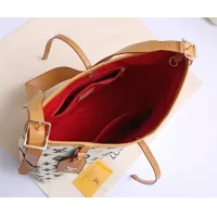 $40.00 USD Louis Vuitton HandBags For Women #1273043
