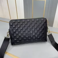 $108.00 USD Louis Vuitton AAA Man Messenger Bags #1274301