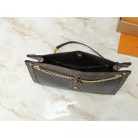 $64.00 USD Louis Vuitton AAA Quality Shoulder Bags For Women #1275177