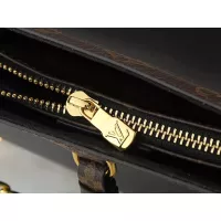 $60.00 USD Louis Vuitton AAA Quality Shoulder Bags For Women #1275180