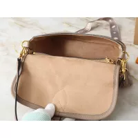 $56.00 USD Louis Vuitton AAA Quality Messenger Bags For Women #1275198