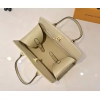 $76.00 USD Louis Vuitton AAA Quality Handbags For Women #1275254