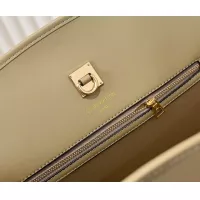$82.00 USD Louis Vuitton AAA Quality Handbags For Women #1275273