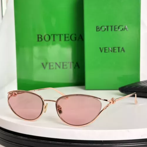 Bottega Veneta AAA Quality Sunglasses #1282191