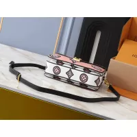 $60.00 USD Louis Vuitton AAA Quality Messenger Bags For Women #1276773