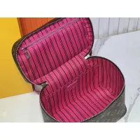 $72.00 USD Louis Vuitton AAA Quality Messenger Bags For Women #1277818