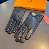 $60.00 USD Hermes Gloves For Women #1279779