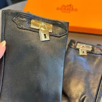 $60.00 USD Hermes Gloves For Women #1279779