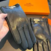 $60.00 USD Hermes Gloves For Women #1279779