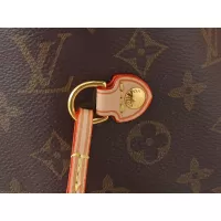 $64.00 USD Louis Vuitton AAA Quality Shoulder Bags For Women #1289318