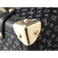 $72.00 USD Louis Vuitton AAA Quality Messenger Bags For Women #1289327