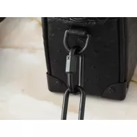 $64.00 USD Louis Vuitton AAA Quality Messenger Bags For Unisex #1289334