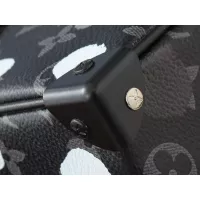 $64.00 USD Louis Vuitton AAA Quality Messenger Bags For Unisex #1289335