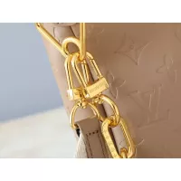 $64.00 USD Louis Vuitton AAA Quality Messenger Bags For Women #1289362