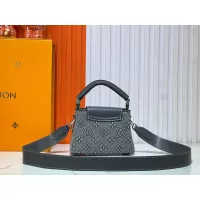$82.00 USD Louis Vuitton AAA Quality Messenger Bags For Women #1289397