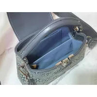 $82.00 USD Louis Vuitton AAA Quality Messenger Bags For Women #1289397