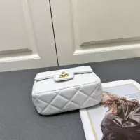 $82.00 USD Chanel AAA Quality Messenger Bags For Women #1289573
