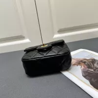 $82.00 USD Chanel AAA Quality Messenger Bags For Women #1289575