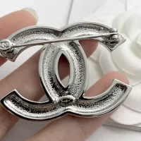 $34.00 USD Chanel Brooches For Women #1290143
