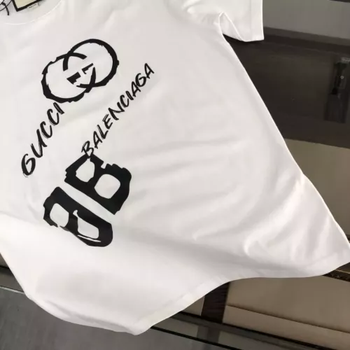 Replica Gucci T-Shirts Short Sleeved For Unisex #1296970 $32.00 USD for Wholesale