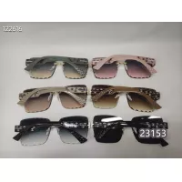 $25.00 USD Chanel Sunglasses #1290408