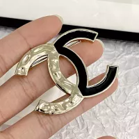 $32.00 USD Chanel Brooches For Women #1290509