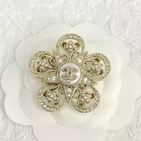 $38.00 USD Chanel Brooches For Women #1290565
