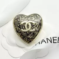 $34.00 USD Chanel Brooches For Women #1290584