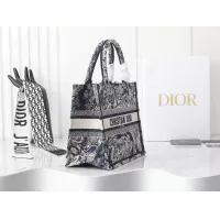 $125.00 USD Christian Dior AAA Quality Tote-Handbags For Women #1297389
