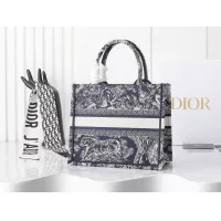$125.00 USD Christian Dior AAA Quality Tote-Handbags For Women #1297389