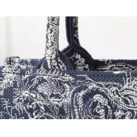 $125.00 USD Christian Dior AAA Quality Tote-Handbags For Women #1297389