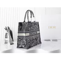 $135.00 USD Christian Dior AAA Quality Tote-Handbags For Women #1297393