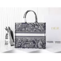 $135.00 USD Christian Dior AAA Quality Tote-Handbags For Women #1297393