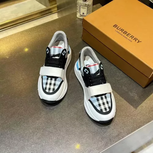 Replica Burberry Casual Shoes For Men #1303454 $118.00 USD for Wholesale