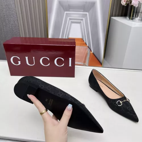 Replica Gucci Flat Shoes For Women #1305706 $96.00 USD for Wholesale