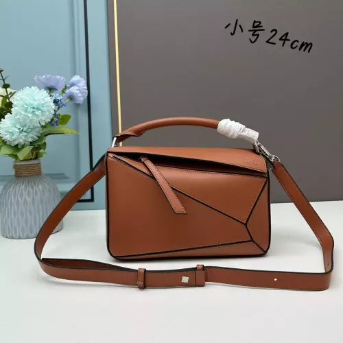 LOEWE AAA Quality Messenger Bags For Women #1306172