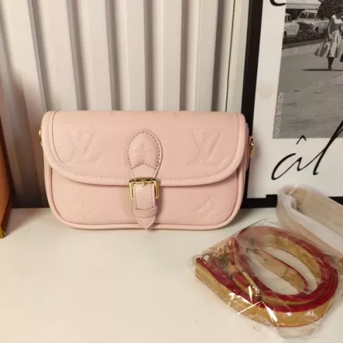 Louis Vuitton Messenger Bags For Women #1307949