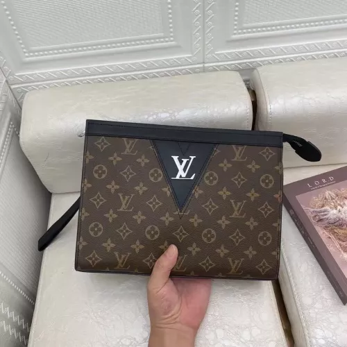 Louis Vuitton AAA Man Wallets #1308138