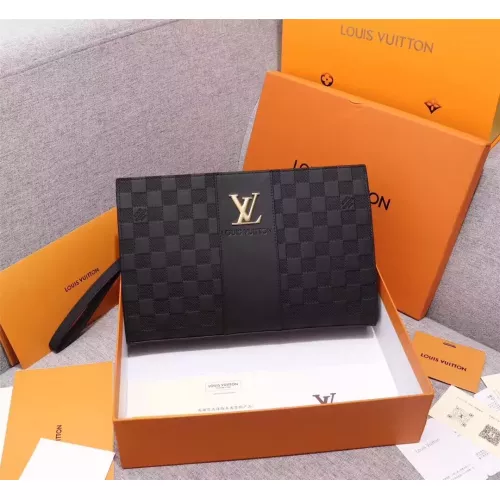 Louis Vuitton AAA Man Wallets #1308144