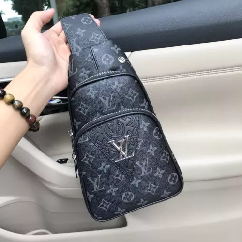 Louis Vuitton AAA Man Messenger Bags #1308147