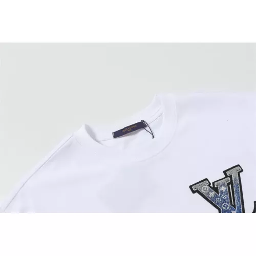 Replica Louis Vuitton LV T-Shirts Short Sleeved For Unisex #1308190 $36.00 USD for Wholesale