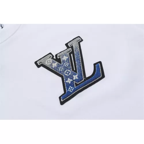 Replica Louis Vuitton LV T-Shirts Short Sleeved For Unisex #1308190 $36.00 USD for Wholesale