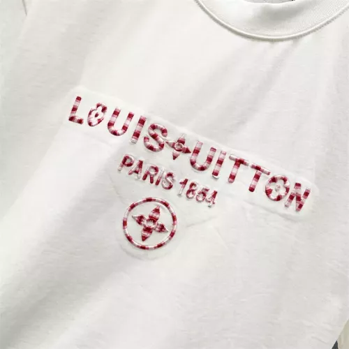Replica Louis Vuitton LV T-Shirts Short Sleeved For Unisex #1308207 $45.00 USD for Wholesale