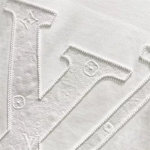 Replica Louis Vuitton LV T-Shirts Short Sleeved For Unisex #1308211 $45.00 USD for Wholesale