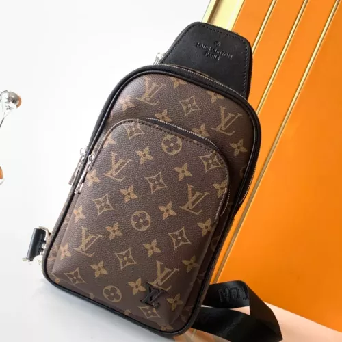 Louis Vuitton AAA Man Messenger Bags #1308416
