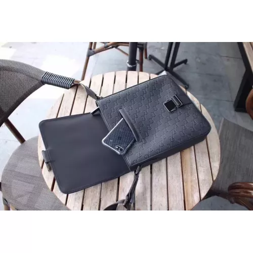 Replica Gucci AAA Man Messenger Bags #1308507 $92.00 USD for Wholesale