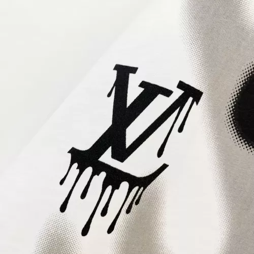 Replica Louis Vuitton LV T-Shirts Short Sleeved For Unisex #1308945 $42.00 USD for Wholesale