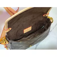 $64.00 USD Louis Vuitton AAA Quality Messenger Bags For Women #1298551